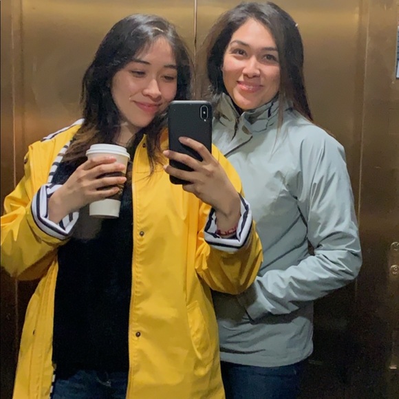 Meet your Posher, Alejandra - Picture 1 of 1